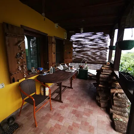 къщата на краси Holiday home Zlatia